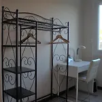 Hotel Logis Le Clement V Roquemaure (Gard)