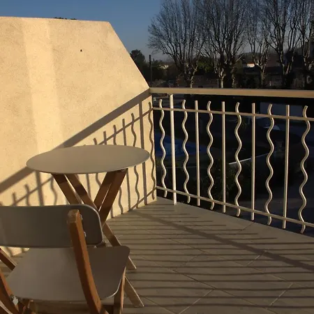 Hotel Logis Le Clement V