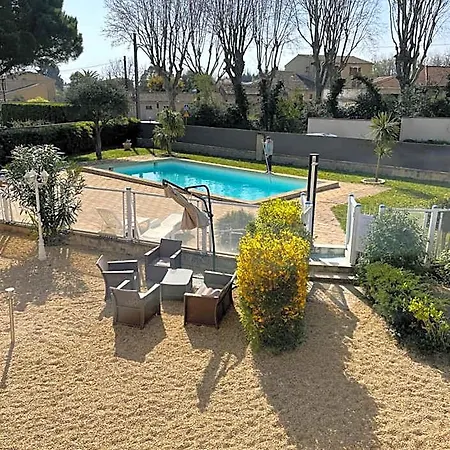 Logis Le Clement V Roquemaure (Gard)